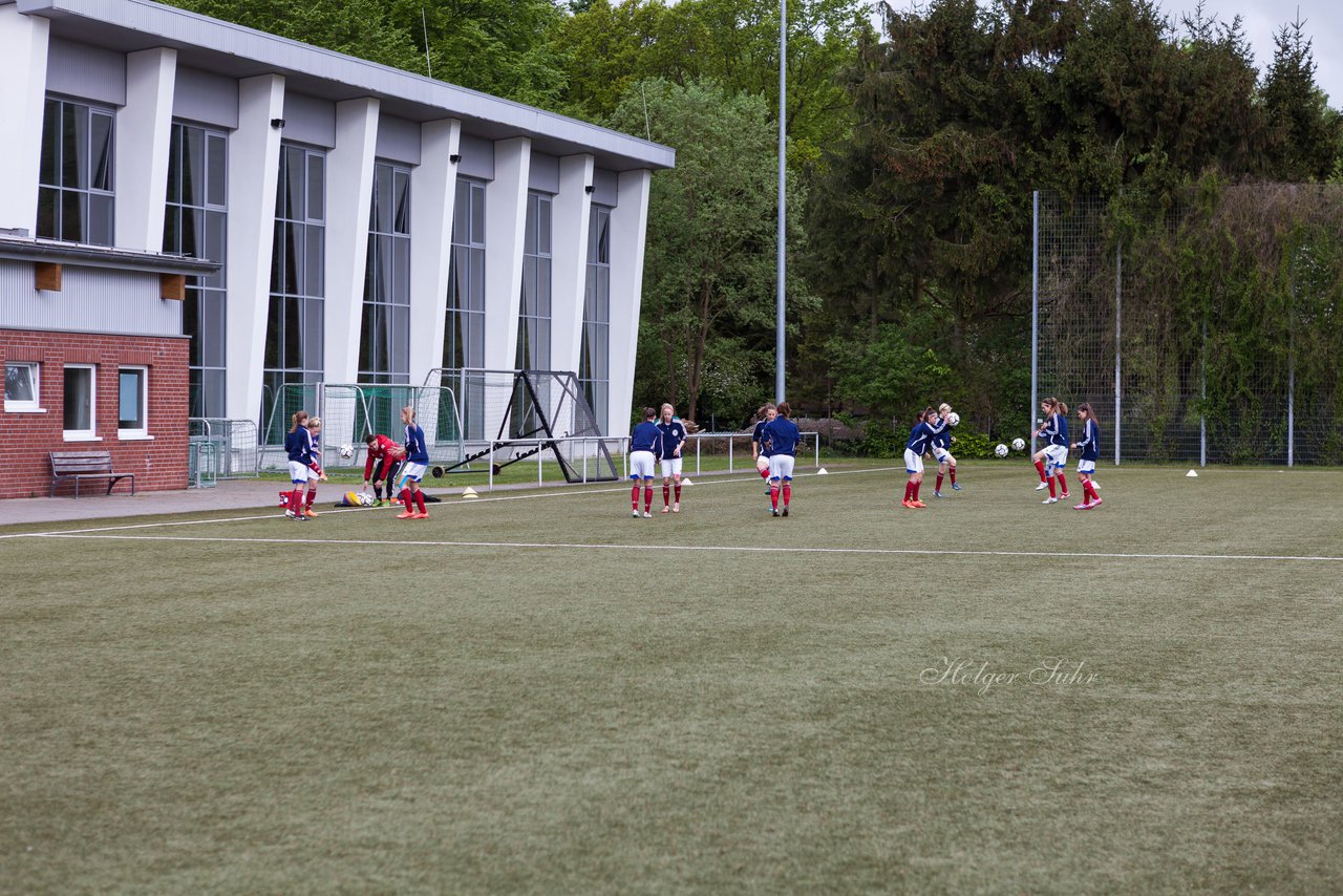 Bild 80 - B-Juniorinnen Pokalfinale VfL Oldesloe - Holstein Kiel : Ergebnis: 0:6